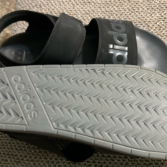 Adidas Adelitte size 8 - Picture 2 of 2